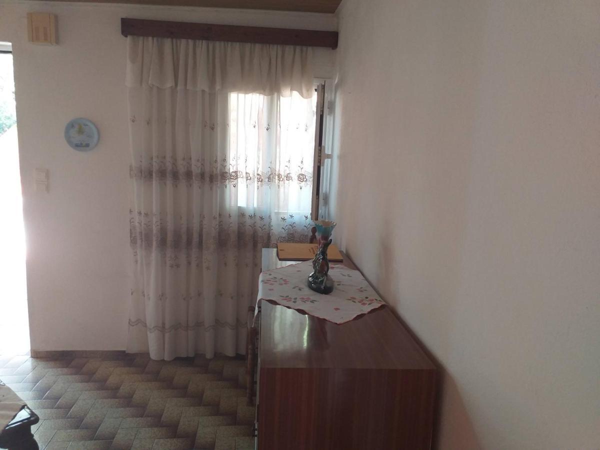 Ammos Apartments อายิโอสนิโกลาโอส ภายนอก รูปภาพ